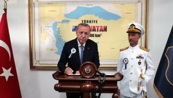 Tον τελευταίο καιρό ο Ερντογάν άλλη δουλειά δεν κάνει παρά να κάνει εμπρηστικές δηλώσεις και να μας απειλεί Tον τελευταίο καιρό ο Ερντογάν άλλη δουλειά δεν κάνει παρά να κάνει εμπρηστικές δηλώσεις και να μας απειλεί