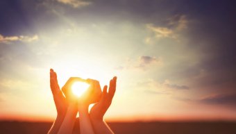 Υπάρχουν Άνθρωποι!