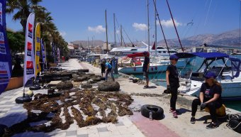H Aegean Rebreath με την υποστήριξη της Attica Group καθαρίζουν το λιμάνι της Χίου H Aegean Rebreath με την υποστήριξη της Attica Group καθαρίζουν το λιμάνι της Χίου