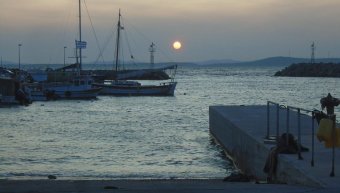 Χειμερινή ώρα, με το φως της ημέρας να διαρκεί πολύ λιγότερες ώρες σε σχέση με το καλοκαίρι