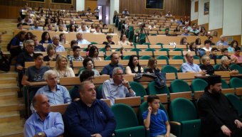 Παρακολουθώντας την βράβευση των μικρών μαθηματικών