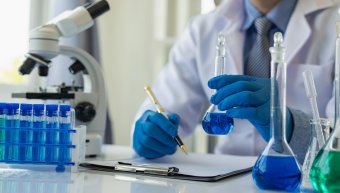 Τα ιδιωτικά διαγνωστικά κέντρα εισπράττουν παραπάνω ποσά από τα παραπεμπτικά του ΕΟΠΥΥ