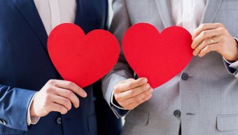 Τι θα αλλάξει αν κάνουν ή δεν κάνουν γάμο τα ομόφυλα ζευγάρια;