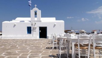 H γιορτή της Παναγίας δεσπόζει το καλοκαίρι H γιορτή της Παναγίας δεσπόζει το καλοκαίρι