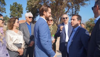 Στην τελετή 5στερου ξενοδοχείου της οικογένειας Καλλιμασιά ο Νότης Μηταράκης Στην τελετή 5στερου ξενοδοχείου της οικογένειας Καλλιμασιά ο Νότης Μηταράκης