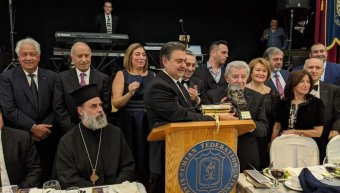 Από αριστερά μεταξύ άλλων οι Σταύρος Χαβιάρας, Γιώργος Μαλαφής,π. Νεκτάριος Παπαζαφειρόπουλος, Ιωάννης Κοντολιός, Αικατερίνη Μιχαλιού, Στυλιανός Ζερβούδης,Κυριακή Κολογερά και Μάρκος Μαρινάκης. Φωτογραφία: Αναμνήσεις / Δημήτρης Τσάκας. Από αριστερά μεταξύ άλλων οι Σταύρος Χαβιάρας, Γιώργος Μαλαφής,π. Νεκτάριος Παπαζαφειρόπουλος, Ιωάννης Κοντολιός, Αικατερίνη Μιχαλιού, Στυλιανός Ζερβούδης,Κυριακή Κολογερά και Μάρκος Μαρινάκης. Φωτογραφία: Αναμνήσεις / Δημήτρης Τσάκας.