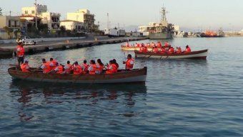 Οι 3 προσκοπικές λέμβοι στη γραμμή της εκκίνησης