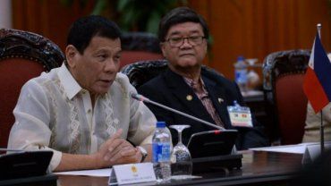 Στη δημοσιότητα σκληρές εικόνες από τις μαζικές δολοφονίες στους δρόμους των Φιλιππίνων