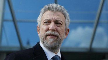 Στην απαντητική επιστολή του προς την Εσθονία ο υπουργός Δικαιοσύνης διαμαρτύρεται για προσπάθεια εξίσωσης του κομμουνισμού και του ναζισμού και χαρακτηρίζει «πολύ ατυχή» την πρωτοβουλία διοργάνωσης του συνεδρίου.