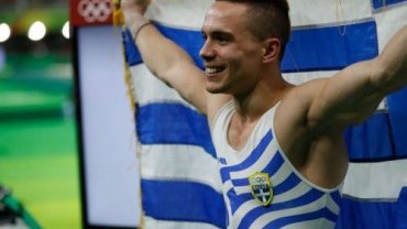 Ταμπάκος και Μουρούτσος αποθεώνουν τον " Άρχοντα των Κρίκων" 