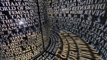 Παράλληλα, οι θετικές λέξεις λιγοστεύουν 