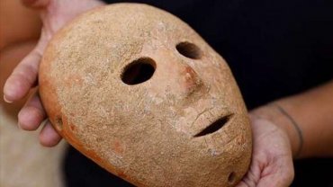  H μάσκα της νεολιθικής περιόδου ηλικίας 9.000 ετών