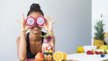 υγιεινή διατροφή, γυναίκα, χαμόγελο