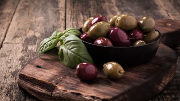 ελιές Καλαμών