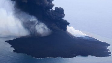 nishinoshima-iaponia-hfaisteiako-nhsi-1