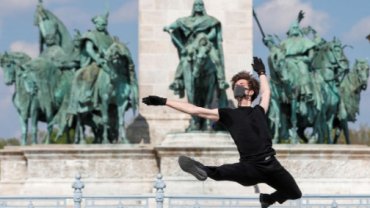 xoros-bourapesti-coronavirus-kovacs