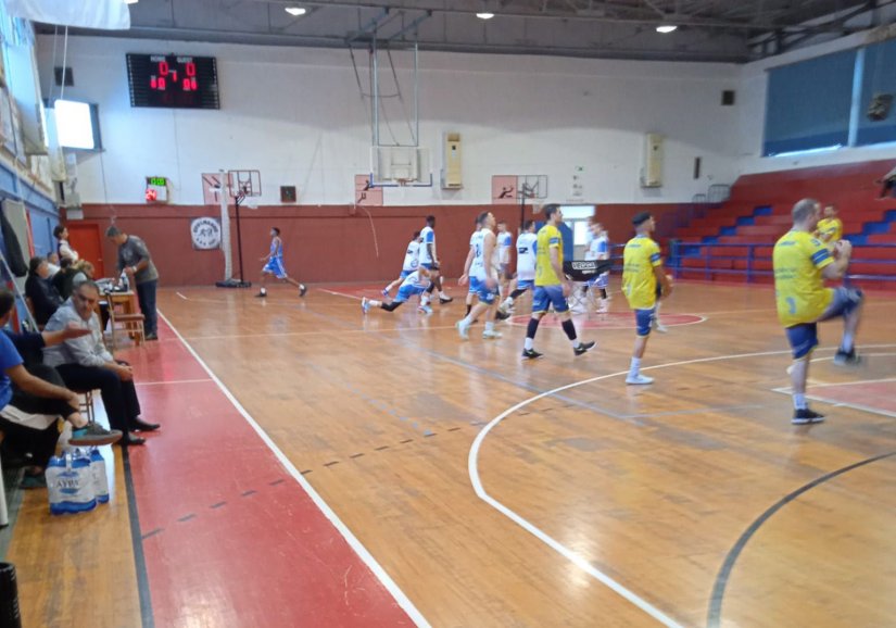 ΦΟΒ στο Κλειστό Γυμναστήριο Χίου ΦΟΒ στο Κλειστό Γυμναστήριο Χίου