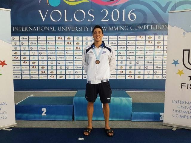 Επιτυχημένη η παρουσία του Γιάννη Πιπινιά στην Πανεπιστημιάδα Τεχνικής Κολύμβησης! ΕΝΑ ΑΣΗΜΕΝΙΟ, ΔΥΟ ΧΑΛΚΙΝΑ ΜΕΤΑΛΛΙΑ Ο ΧΙΩΤΗΣ ΠΡΩΤΑΘΛΗΤΗΣ