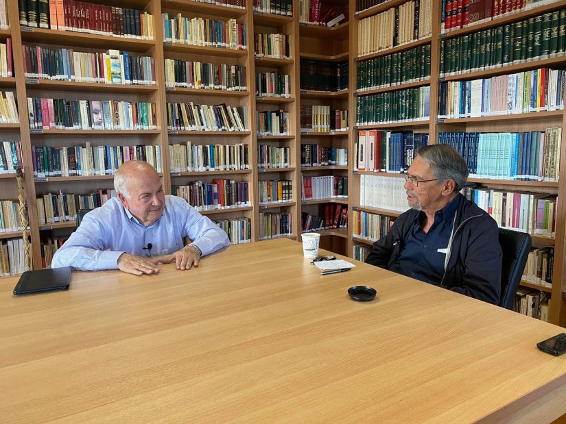 Ο Μανώλης Αγαπούσης στις "Ανθρώπινες Διαδρομές" της "Αλήθεια TV"