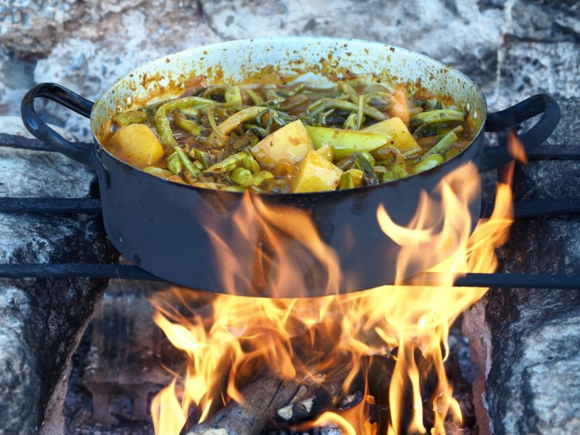 Φαΐ στα ξύλα… Φαΐ στα ξύλα…