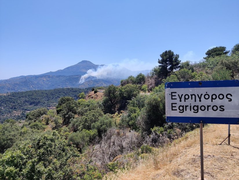 Έσβησε η φωτιά στα Λεπτόποδα Έσβησε η φωτιά στα Λεπτόποδα