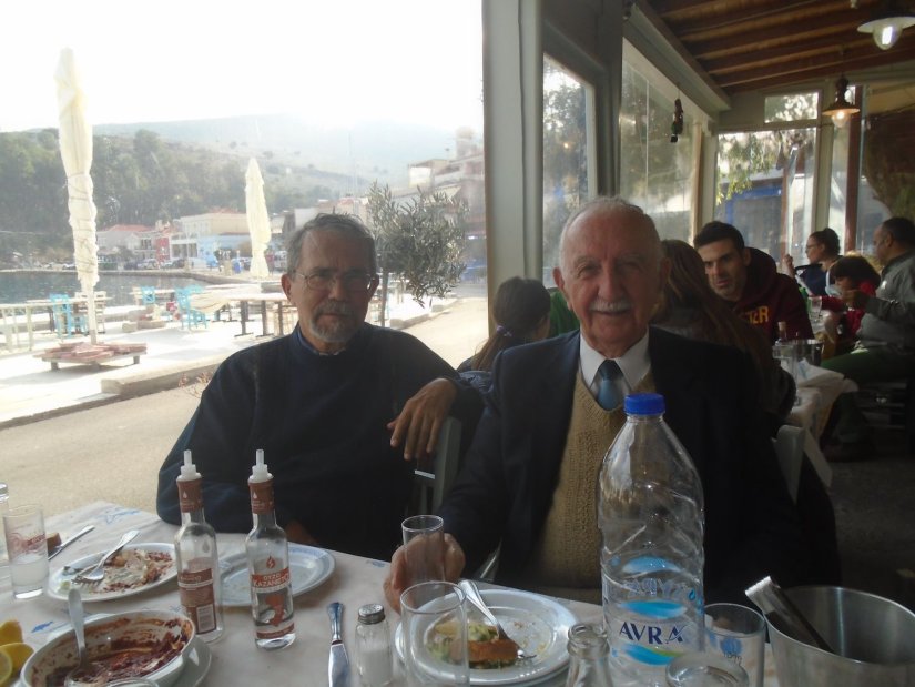 Ο Δημήτρης Φρεζούλης με τον Γεώργη Διλμπόη Ο Δημήτρης Φρεζούλης με τον Γεώργη Διλμπόη