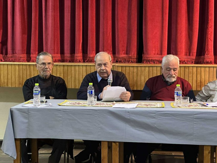 Από αριστερά: Δημήτρης Φρεζούλης, Αριστείδης Ζαννίκος, Μπάμπης Σαχτούρης στην παρουσίαση του 16ου τόμου "Καθημερινών" του πρώτου