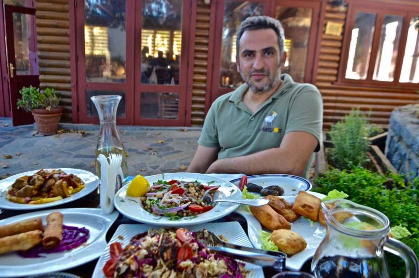 Ταβέρνα Μάκελος στο Πιτυός