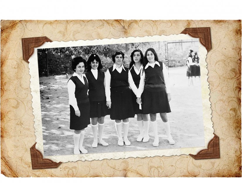 Μνήμες παρέλασης από την Σοφία Καρασούλη Μνήμες παρέλασης από την Σοφία Καρασούλη