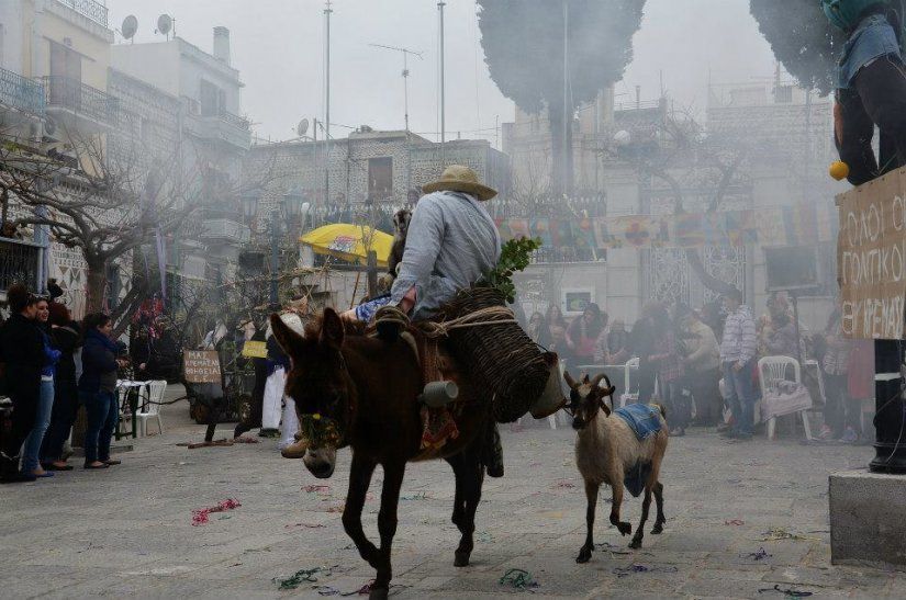 Καρκαλούσες στο Πυργί
