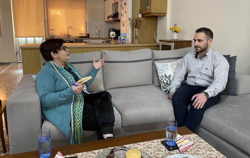 O Γιάννης Αμέντας μιλά στην Ευγενία Κώττη για τη ζωή και το μέλλον της γενιάς του O Γιάννης Αμέντας μιλά στην Ευγενία Κώττη για τη ζωή και το μέλλον της γενιάς του