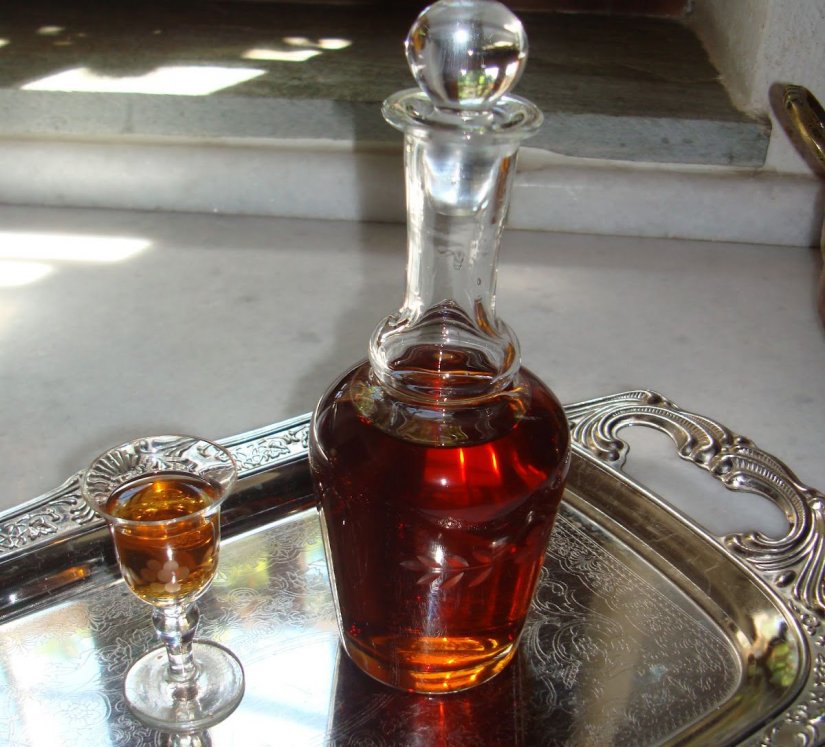 Το σπίτι παλιά ήταν ανοικτό σε επισκέψεις τουλάχιστον επί διήμερο στις ονομαστικές εορτές