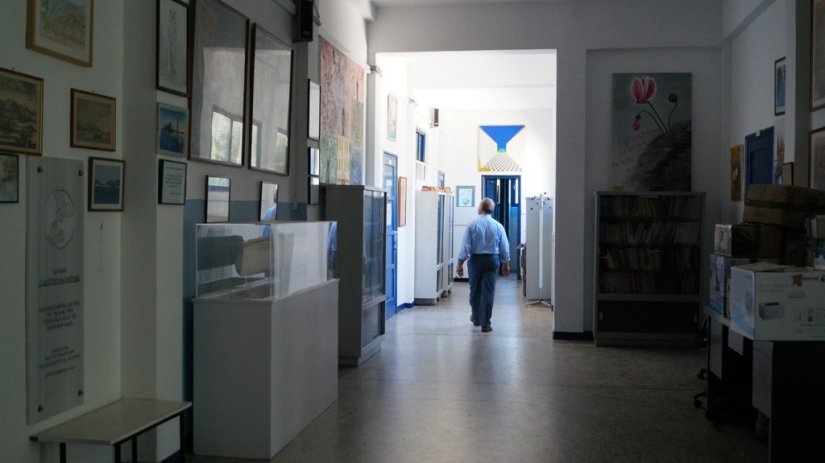 Καλά Σχολειά λίγα παιδιά Καλά Σχολειά λίγα παιδιά