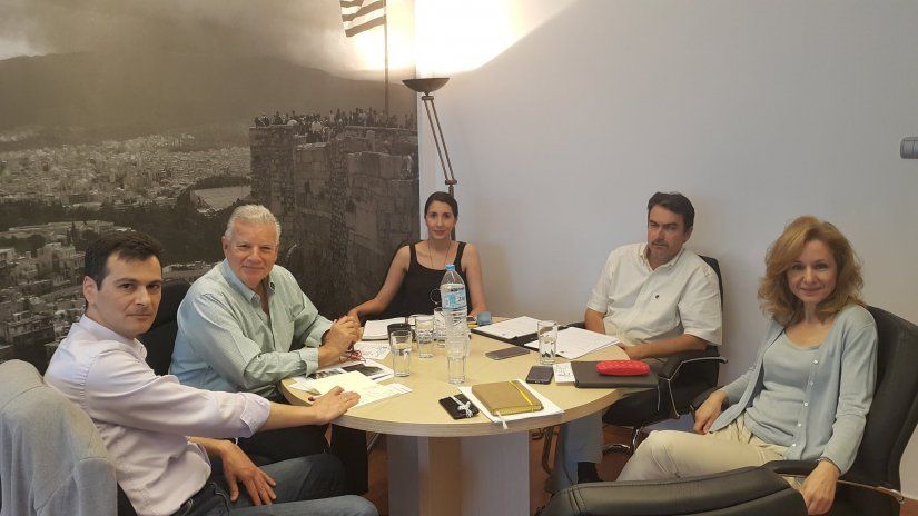 Συνάντηση για το Ξενία