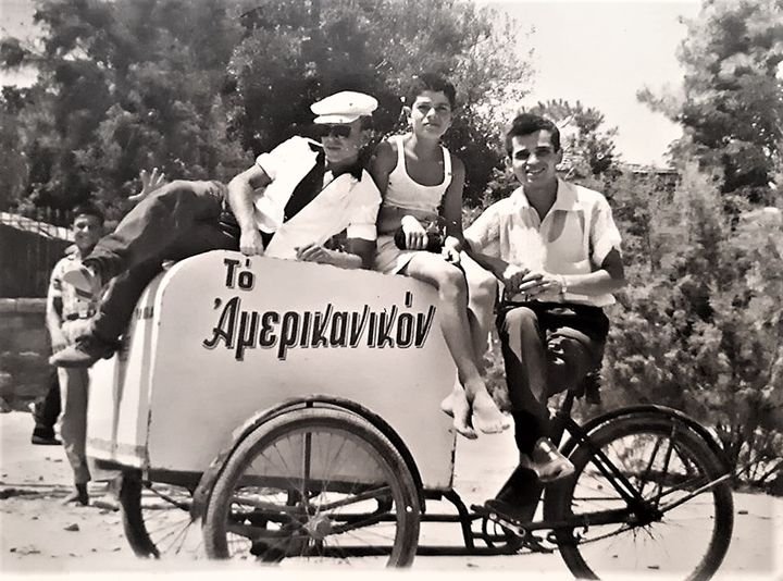 Η φωτό από το αρχείο του Ν. Ζαχαριάδη