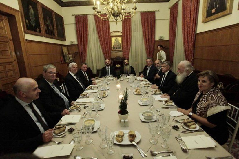 Γεύμα του Αρχιεπισκόπου στους Περιφερειάρχες