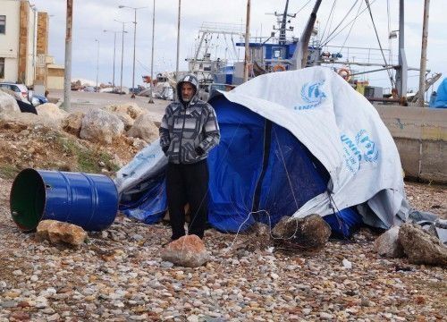 Η Διεθνής Αμνηστία ζητά από την ΕΕ την άμεση μεταφορά των προσφύγων από τα νησιά στην ηπειρωτική Ελλάδα Η οργάνωση προτείνει ακόμη μία σειρά από μέτρα για τους πρόσφυγες και ειδικότερα για όσους ανήκουν σε ευάλωτες ομάδες