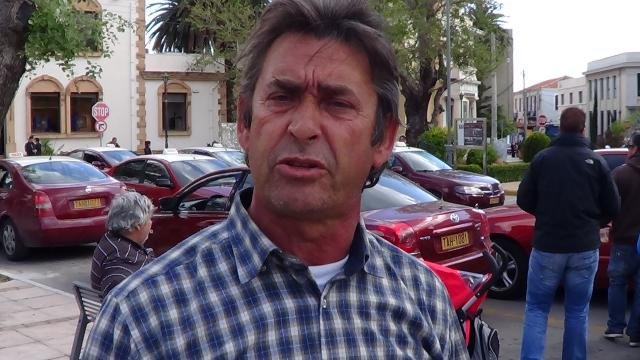 Νίκος Τζήκας Δαμαρτύρονται οι ταξιτζήδες