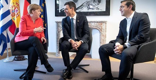 Αναστολή αύξησης ΦΠΑ