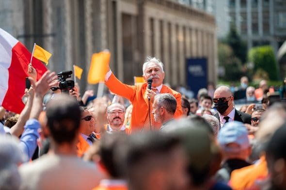 italy-orange-vest-protests