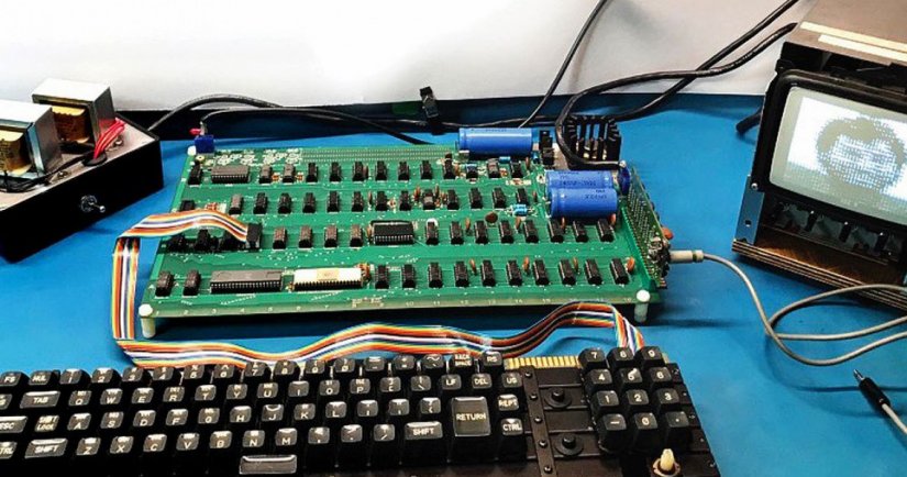 Ο ιστορικός υπολογιστής της Apple