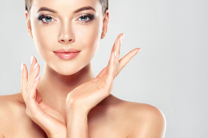 όμορφη γυναίκα, όμορφη επιδερμίδα