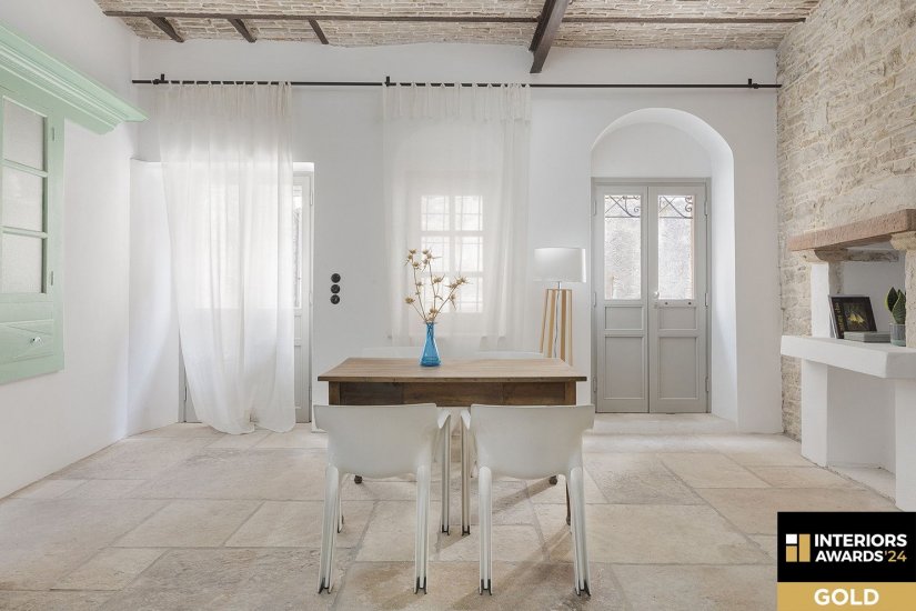 Κατηγορία: Rural house, Χρυσό βραβείο (GOLD), Τίτλος έργου: Αποκατάσταση σε πέτρινη τριώροφη οικία στη Μέσα Διδύμα Χίου Κατηγορία: Rural house, Χρυσό βραβείο (GOLD), Τίτλος έργου: Αποκατάσταση σε πέτρινη τριώροφη οικία στη Μέσα Διδύμα Χίου