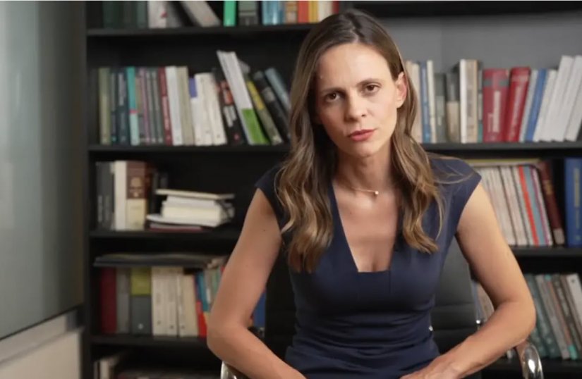 Έφη Αχτσιόγλου