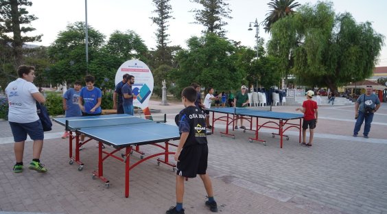 Δεκάδες παιδιά έπαιξαν και γνώρισαν την επιτραπέζια αντισφαίριση