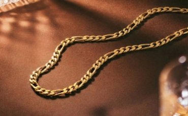 Ανδρική αλυσίδα: Styling οδηγός και safe επιλογή δώρου