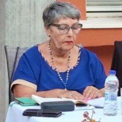 Papazi eyagelia Papazi eyagelia