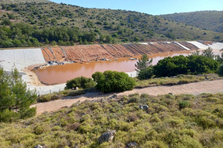 Λιμνοδεξαμενή... Φυρόλακα