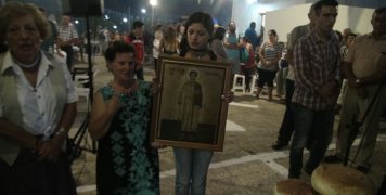 Στον Αγιο Στέφανο της Ελάτας Στον Αγιο Στέφανο της Ελάτας