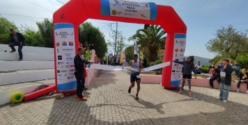 Ο τερματισμός του Δημήτρη Θεοδωρικάκου στα 23 χλμ., ενός σπουδαίου αθλητή που τίμησε τη Χίο για 2η χρονιά
